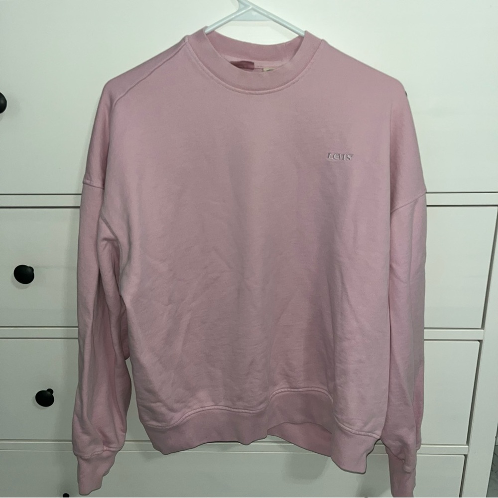 Levi’s sweatshirt